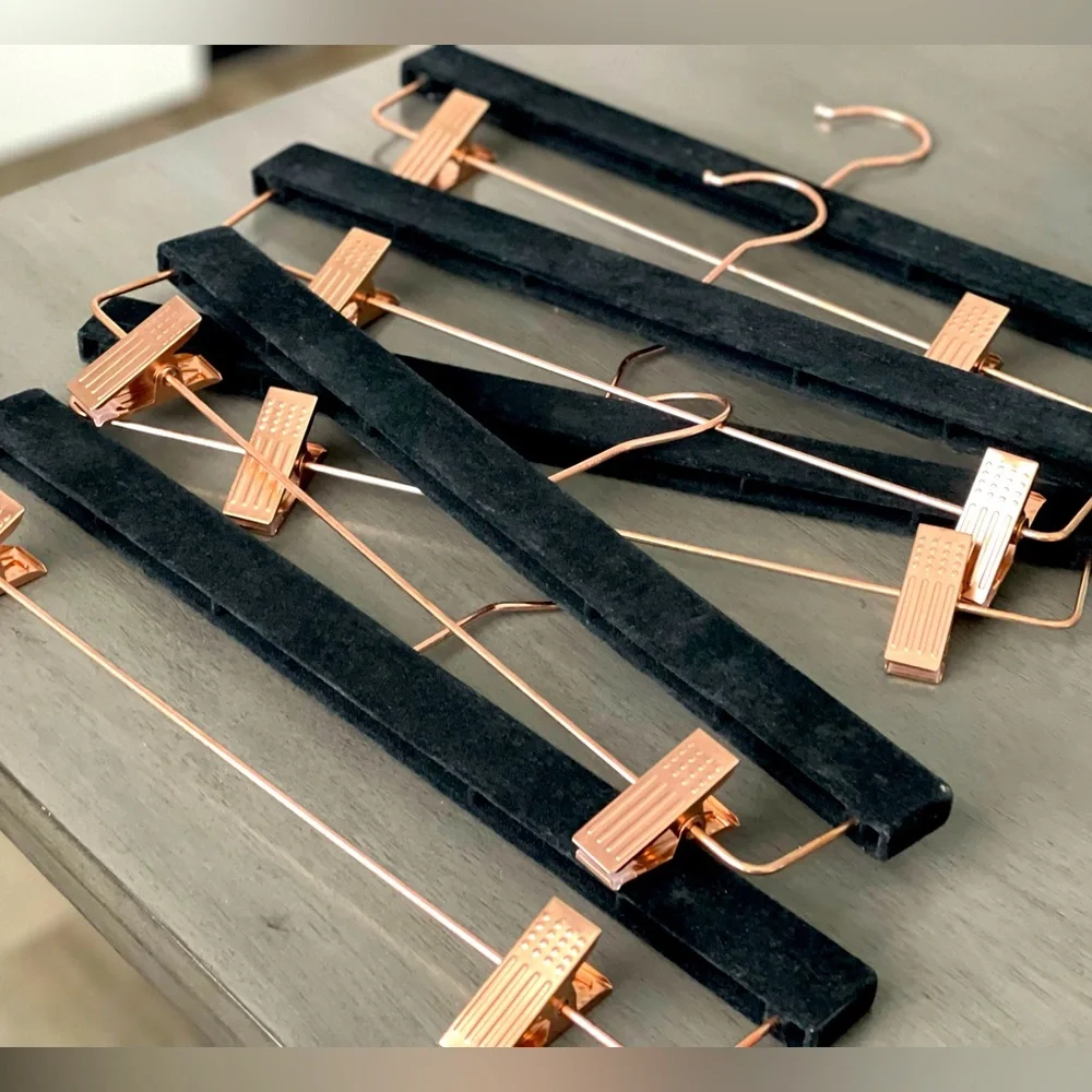 Velvet Dress Pants Hangers with clips (5)